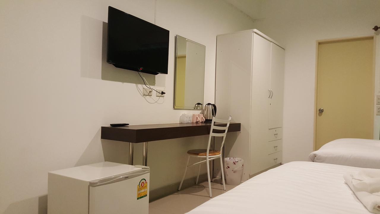 2Bedtel Hotel Банкок Екстериор снимка